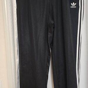 Men's Adidas Originals BLACK Baggy Fit Track Pants Size XL NWT